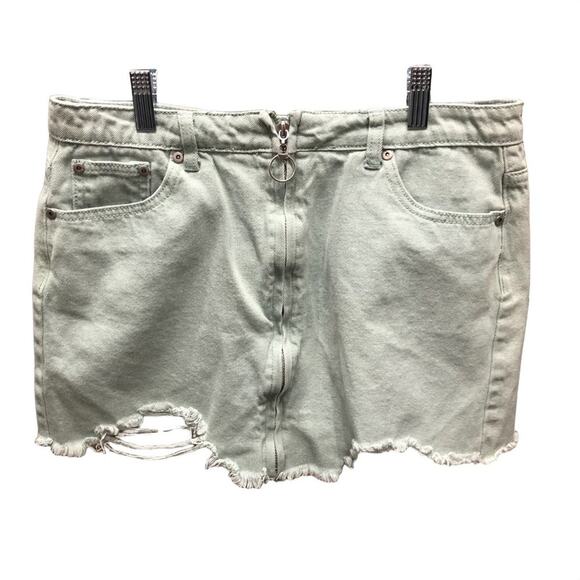 American Threads Mini, Denim, Distressed, Raw Hem, Pockets, Zip Up Front L Mint - Picture 1 of 7